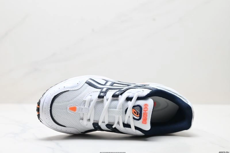Thermal Asics Shoes 2605