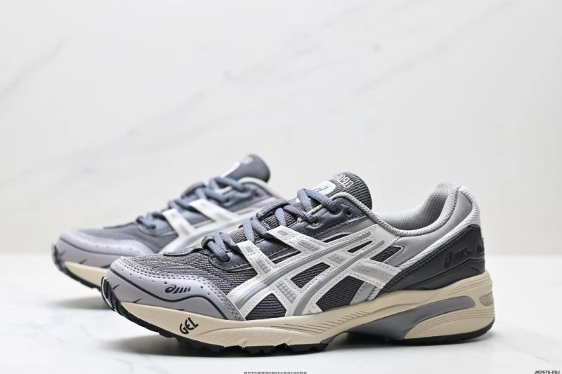 Asics Shoes NewStyle 2599