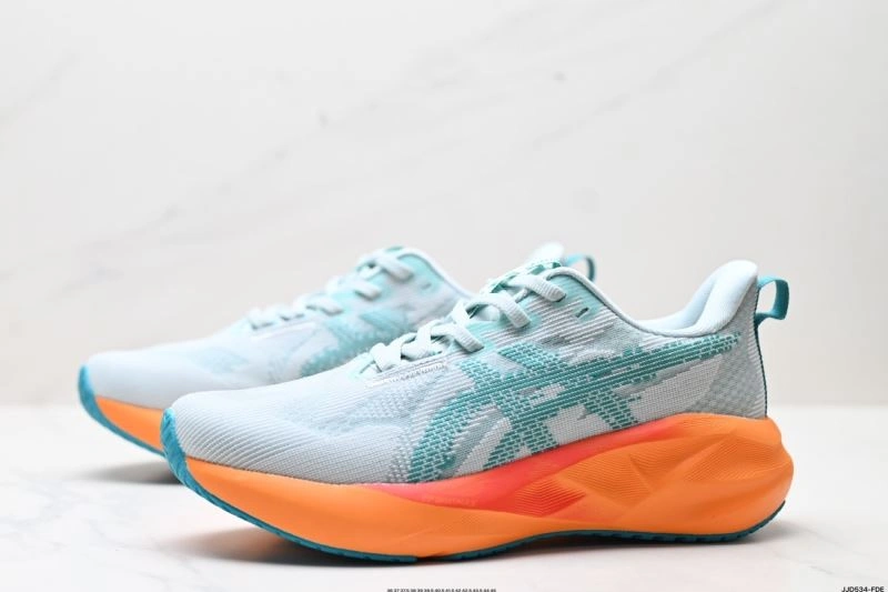 Asics Shoes Refined 2604
