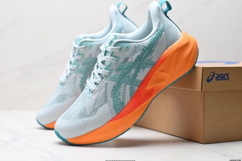 Asics Shoes Refined 2604