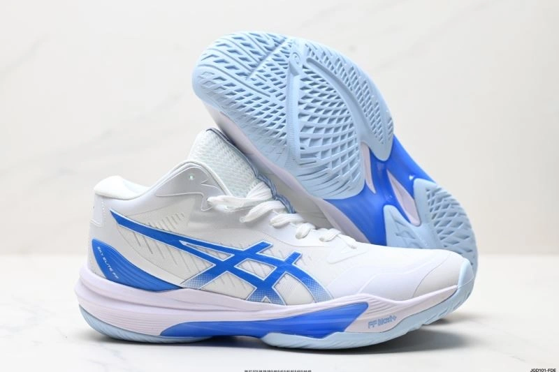 Fashionable Asics Shoes 2589