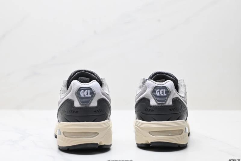 Asics Shoes MultiPurpose 2581