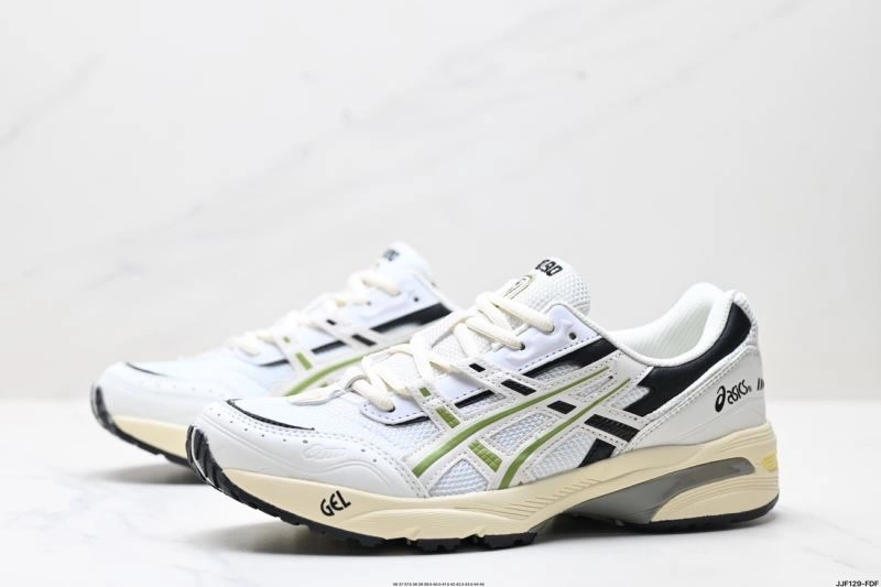 HighPerformance Asics Shoes 2576