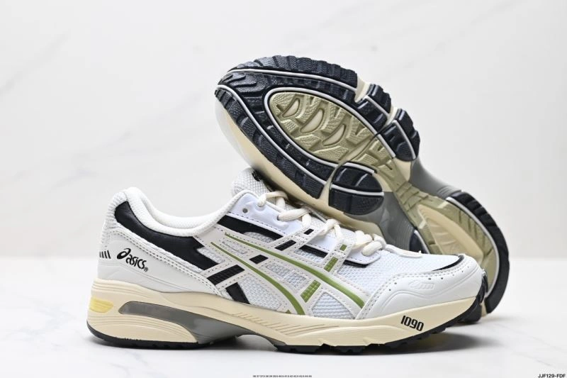 HighPerformance Asics Shoes 2576