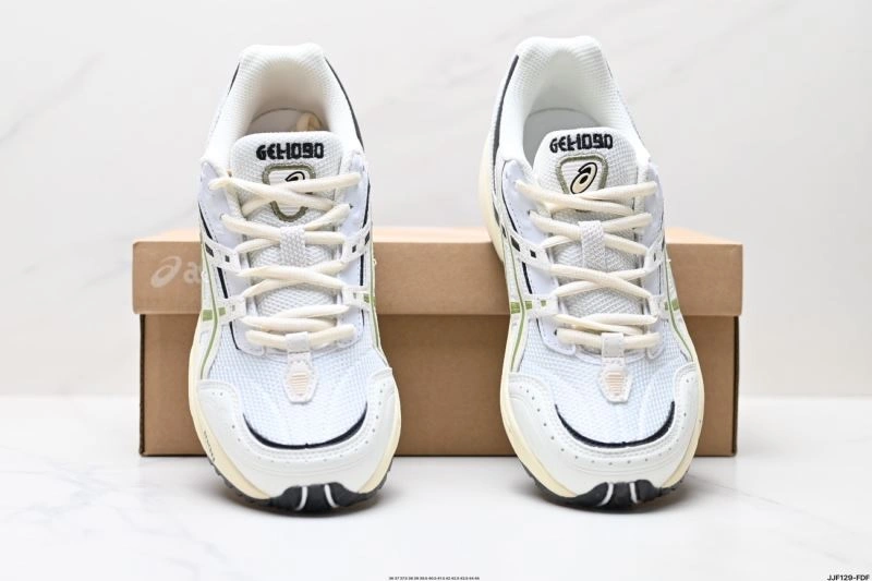 HighPerformance Asics Shoes 2576