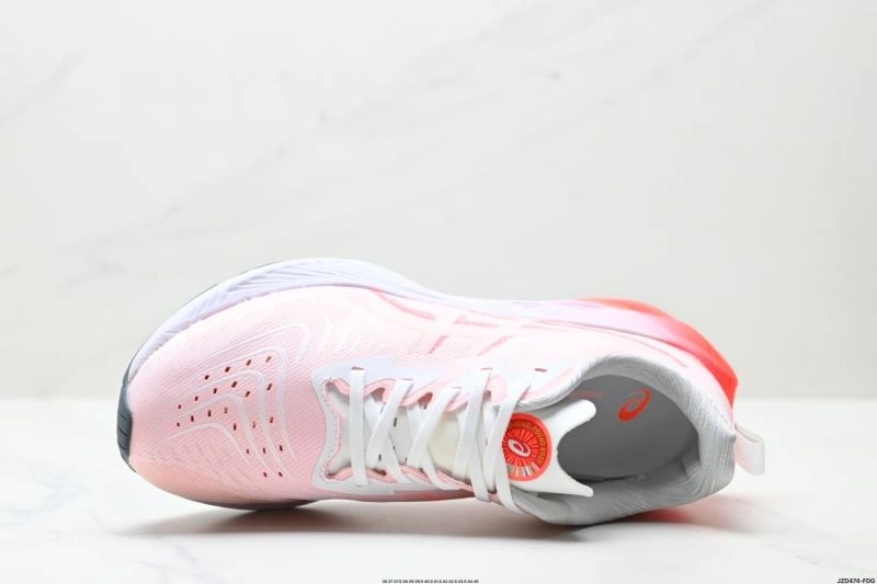 Asics Shoes WellDesigned 2571