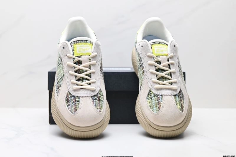 Asics Shoes Chic 2633