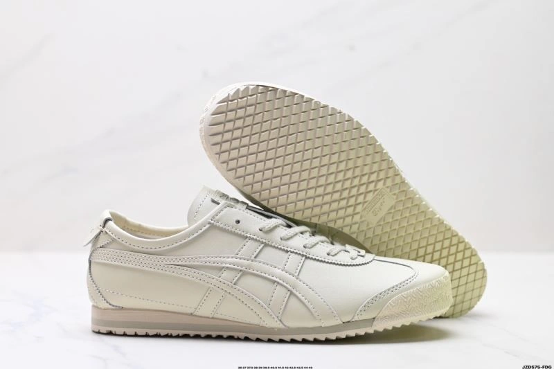 Asics Shoes Stretchable 2562