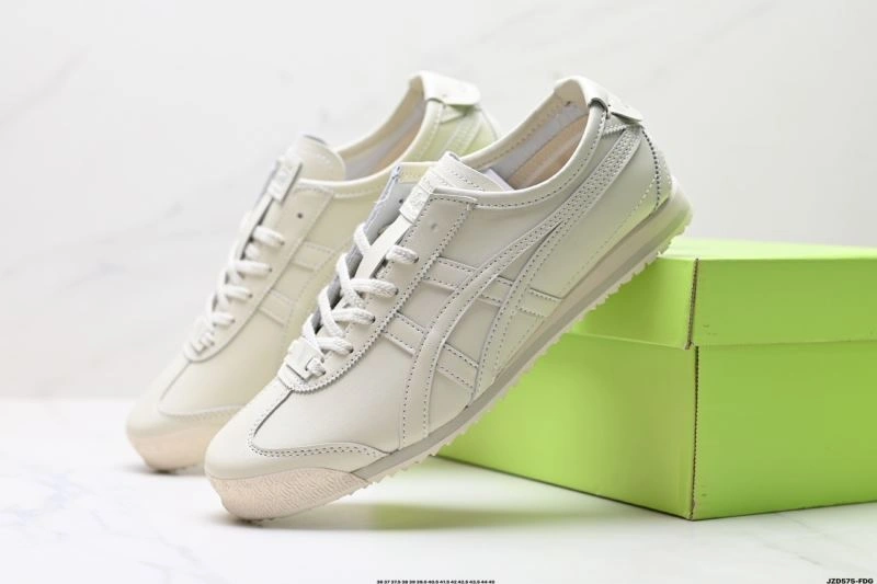 Asics Shoes Stretchable 2562
