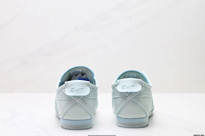 ComfortFit Asics Shoes 2587