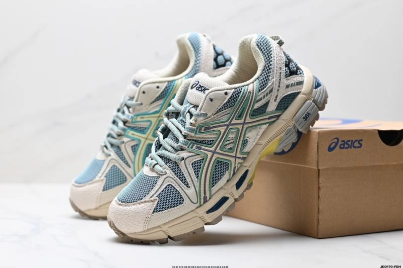 Contemporary Asics Shoes 2556