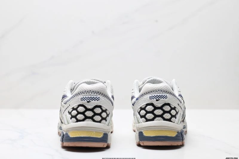 Asics Shoes GoAnywhere 2575