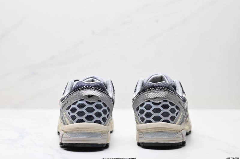 SoftTouch Asics Shoes 2564