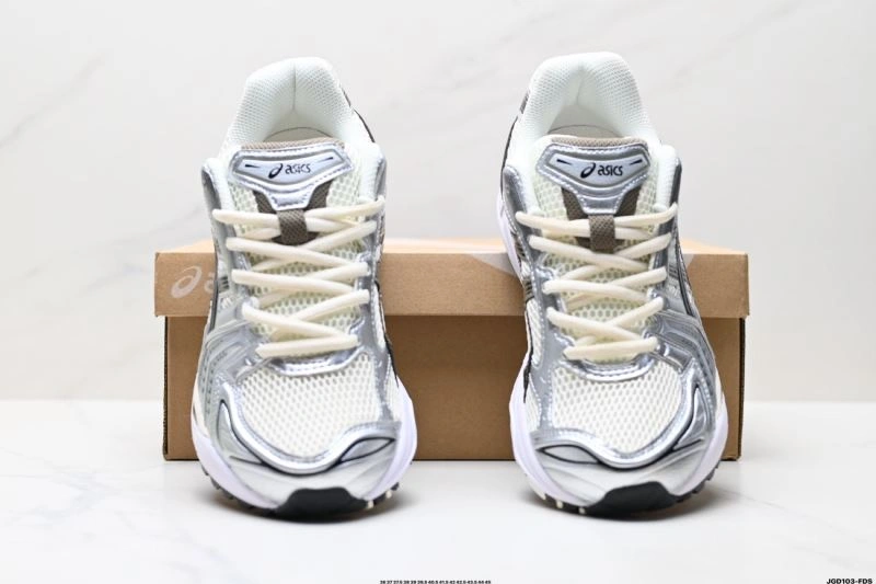 Cozy Asics Shoes 2549