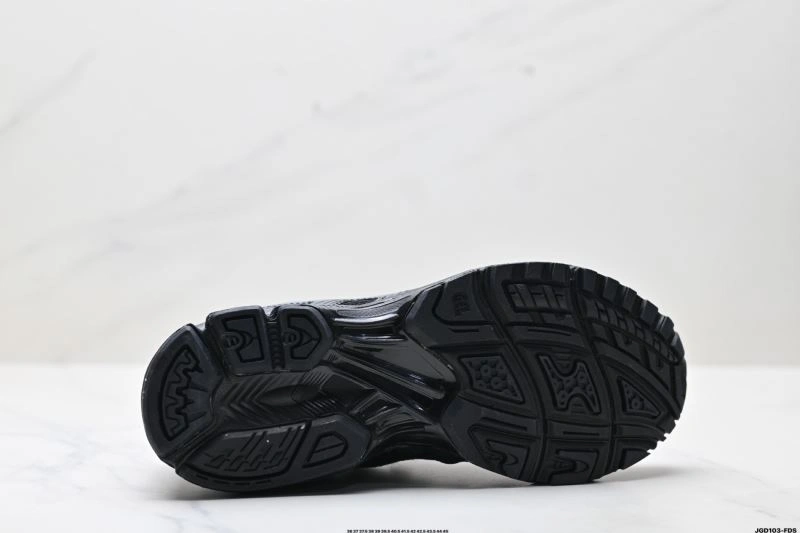 RelaxedFit Asics Shoes 2547