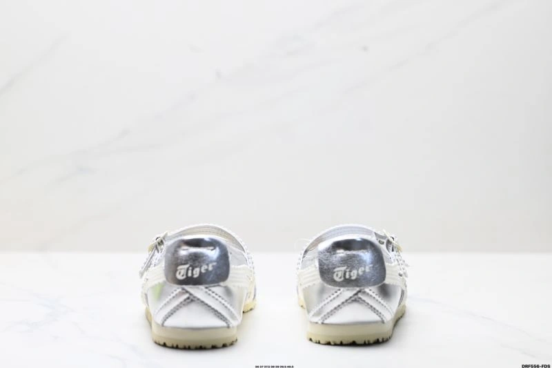 Compact Asics Shoes 2544