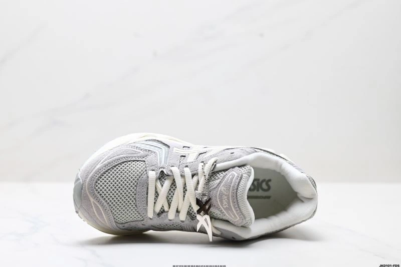 Asics Shoes WaterResistant 2538