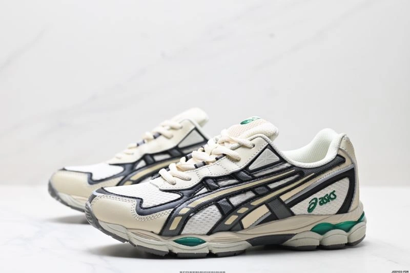 Trendsetting Asics Shoes 2526