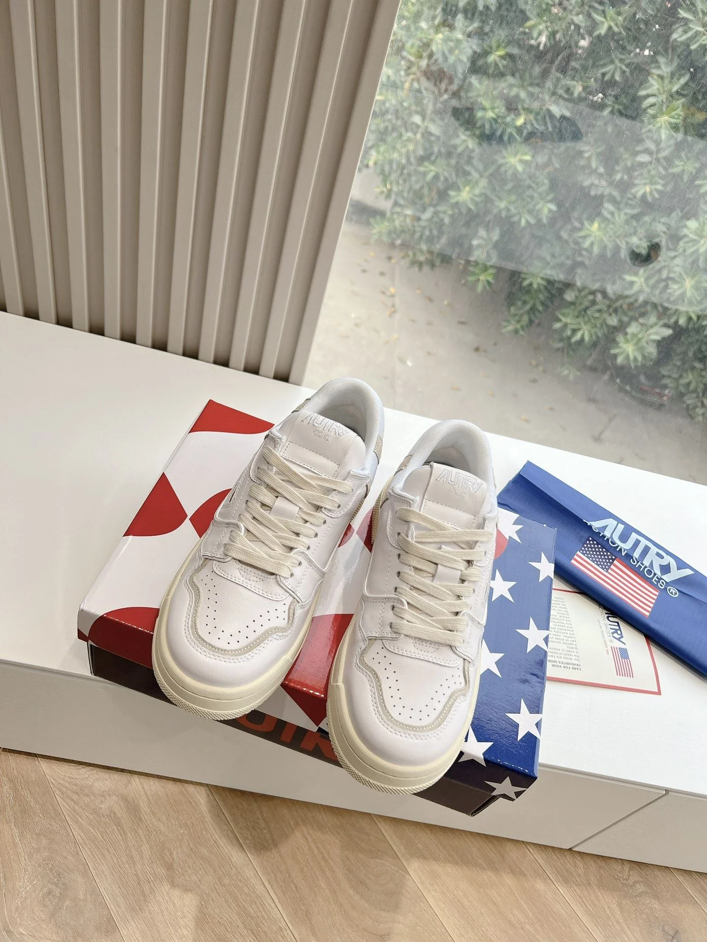 Autry Shoes FlexibleFit 8365