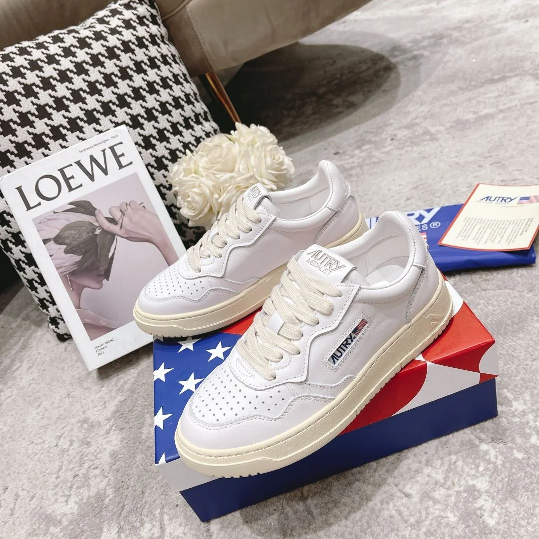 MoistureWicking Autry Shoes 8364