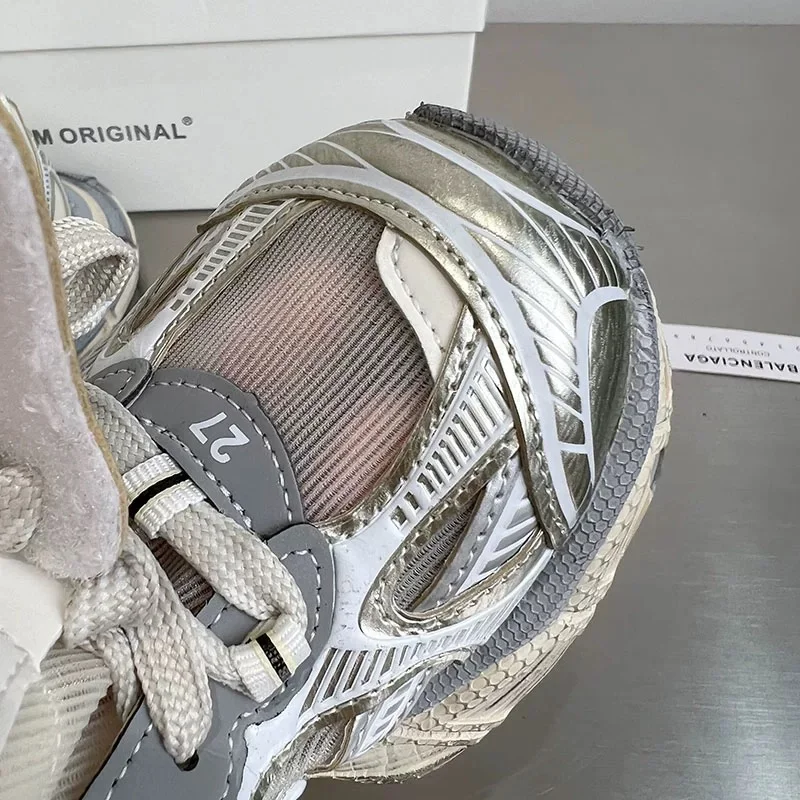 Snug BALENCIAGA SHOES 28899