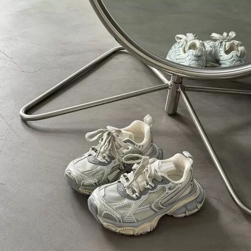 Snug BALENCIAGA SHOES 28899