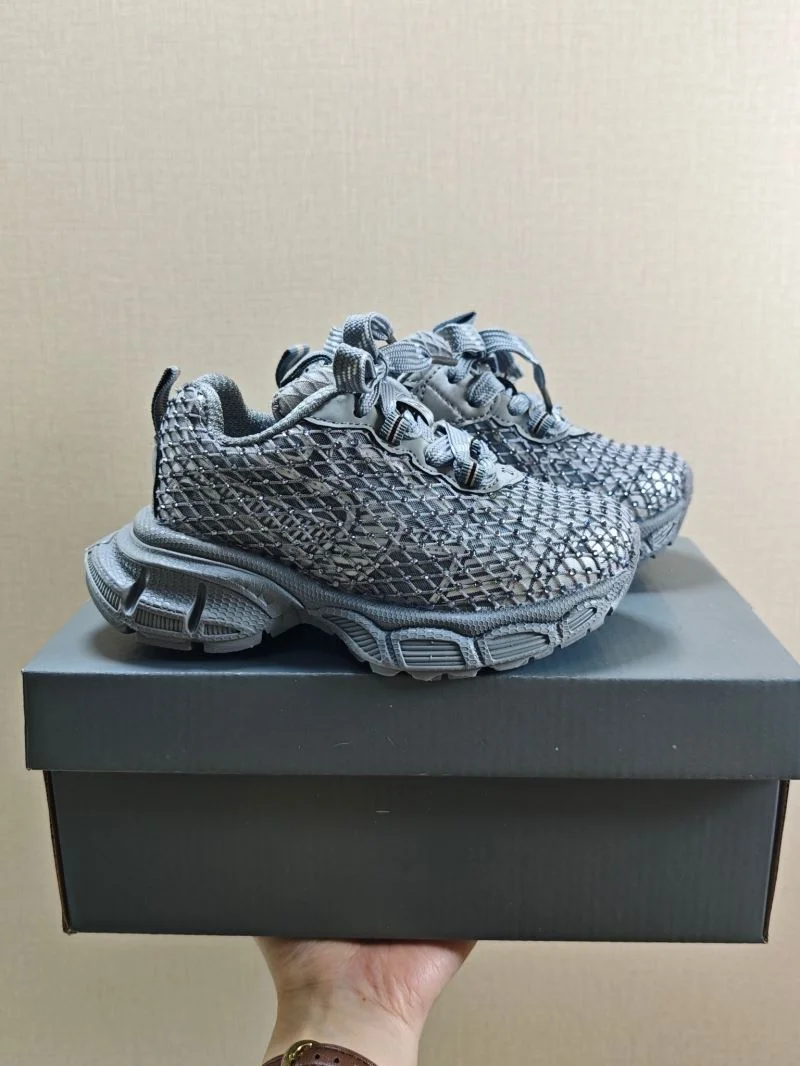 BALENCIAGA SHOES Stylish 28880