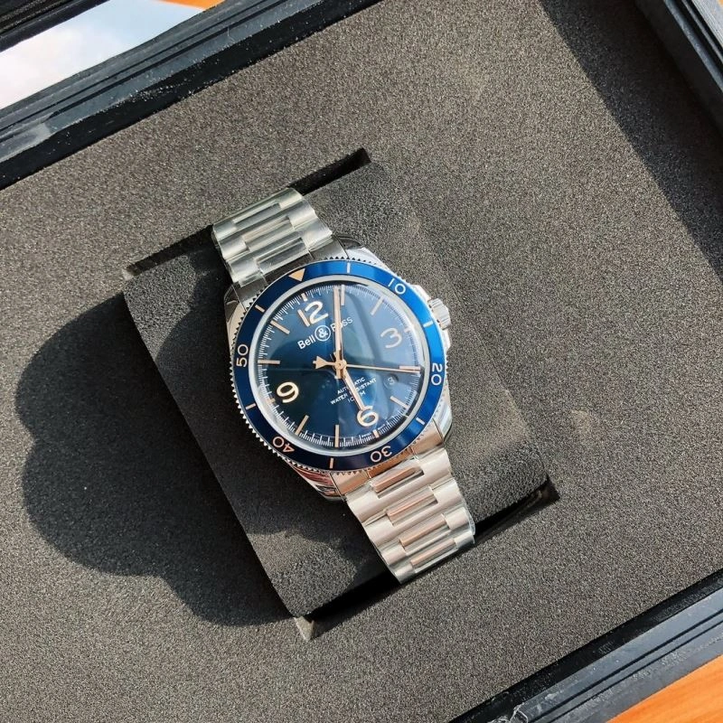 Modern BELL ROSS Watches 177132