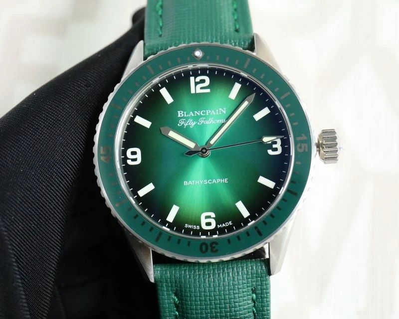 Vibrant BLANCPAIN Watches 177401