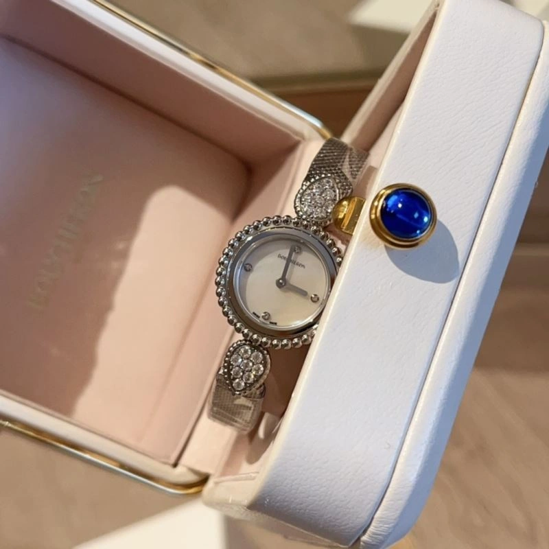 BOUCHERON Watches Affordable 177418