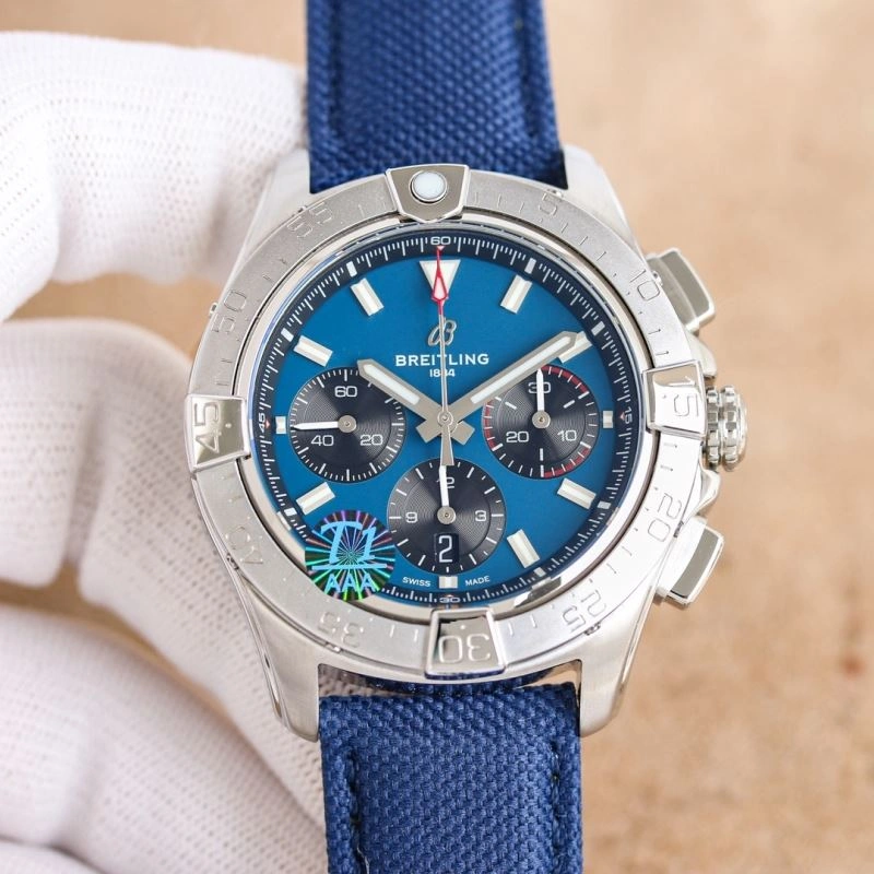 Sporty BREITLING Watches 177606