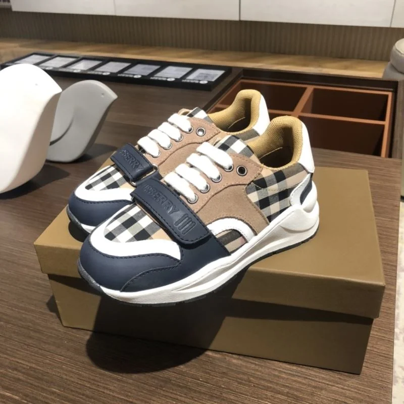 Comfortable BURBERRY SHOES 29962