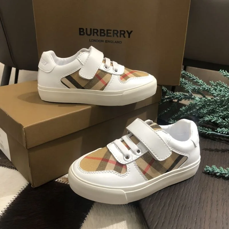 Unisex BURBERRY SHOES 29950