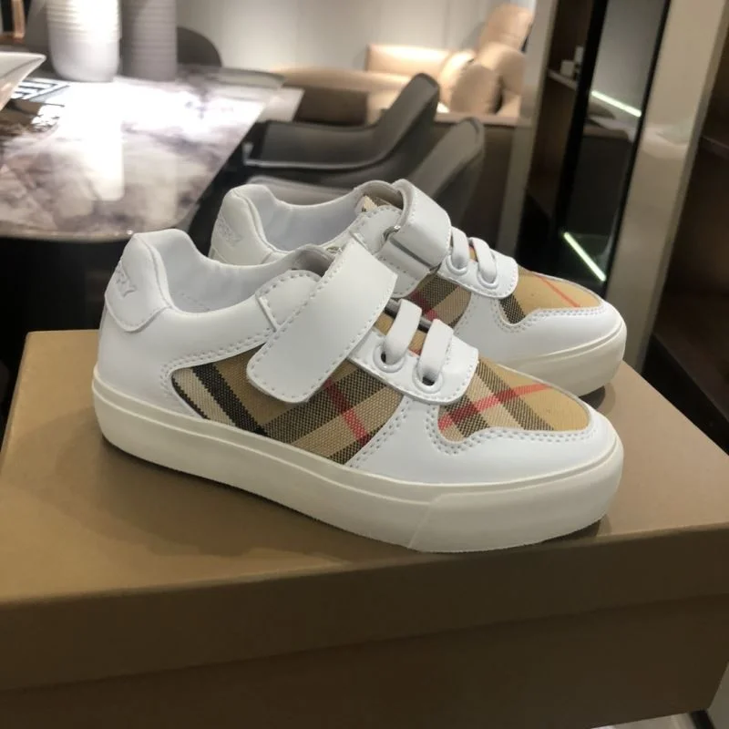 Unisex BURBERRY SHOES 29950