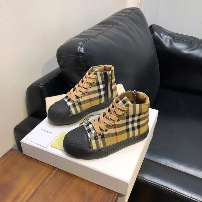 Contemporary BURBERRY SHOES 29949