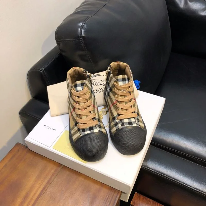 Contemporary BURBERRY SHOES 29949