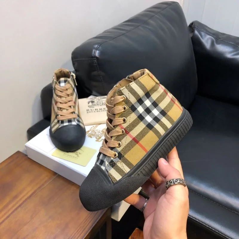 Contemporary BURBERRY SHOES 29949