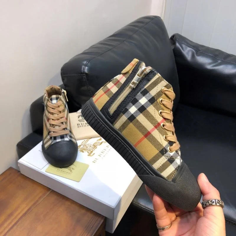 Contemporary BURBERRY SHOES 29949