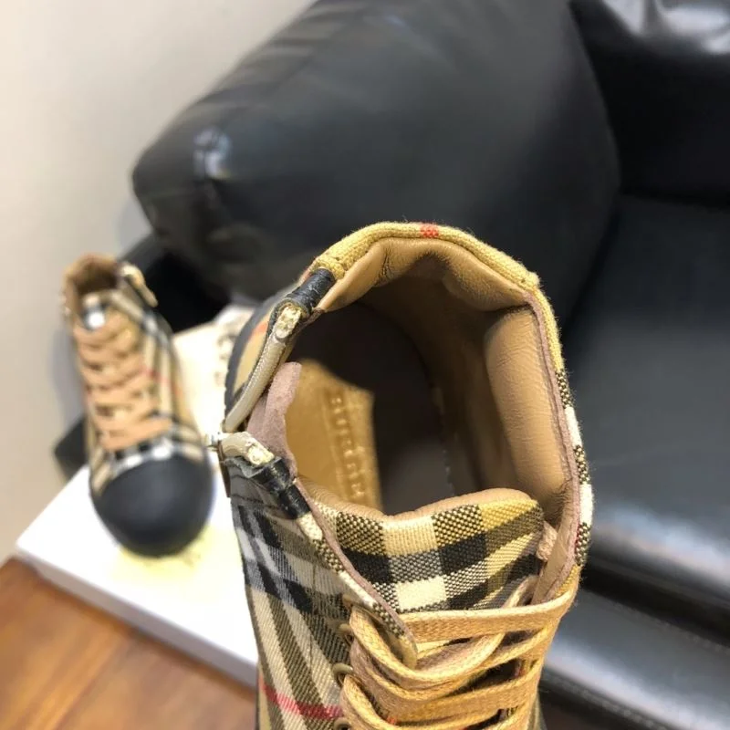 Contemporary BURBERRY SHOES 29949