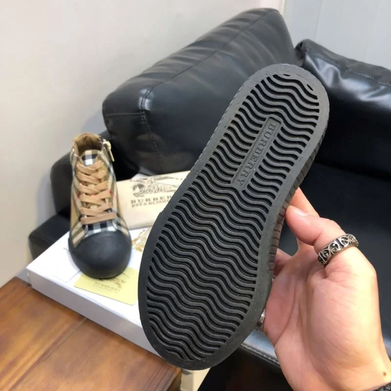 Contemporary BURBERRY SHOES 29949