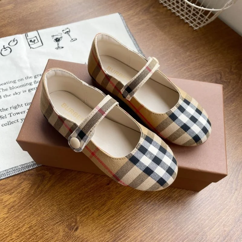 Original BURBERRY SHOES 29943