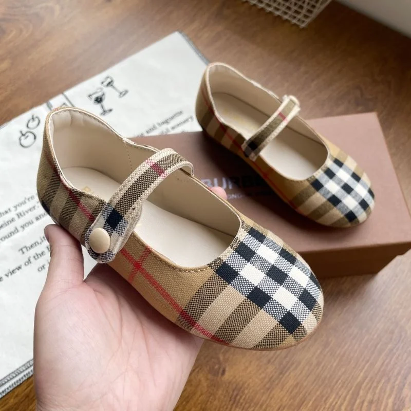 Original BURBERRY SHOES 29943