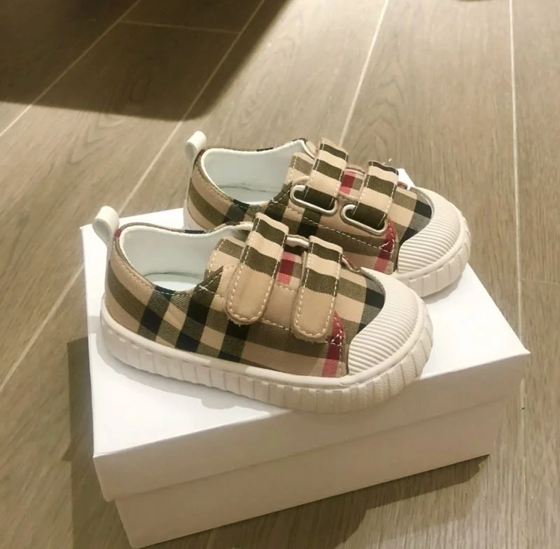 BURBERRY SHOES Breathable 29940