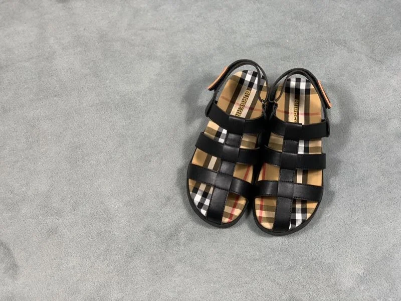 BURBERRY SHOES TechFriendly 29936