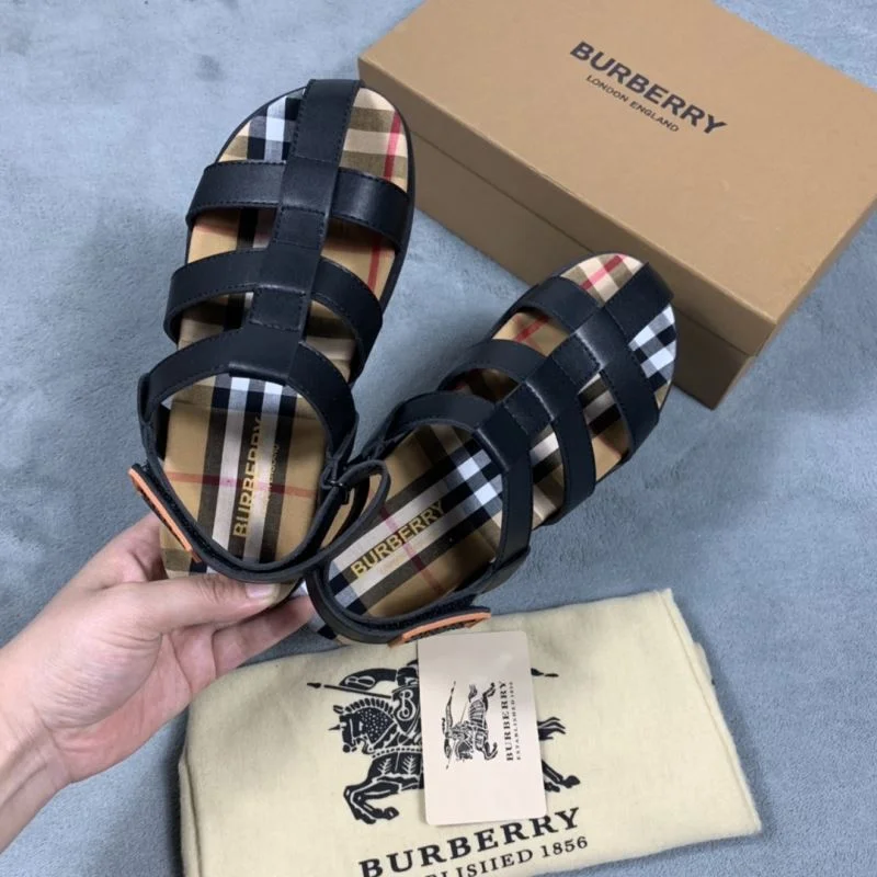 BURBERRY SHOES TechFriendly 29936