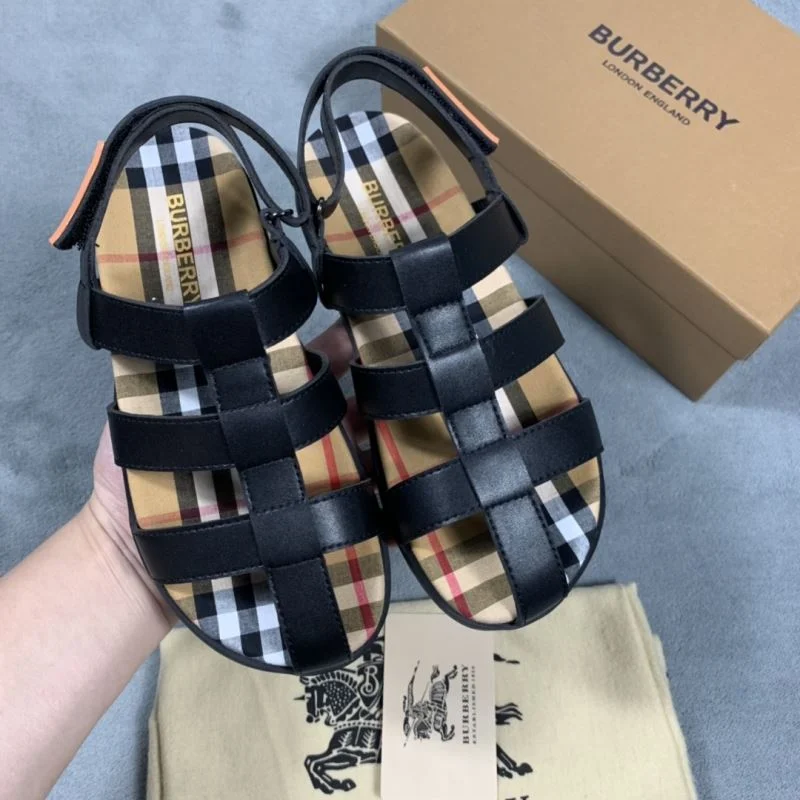 BURBERRY SHOES TechFriendly 29936