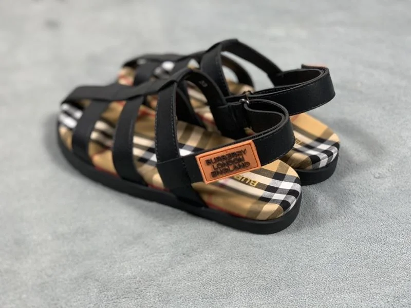 BURBERRY SHOES TechFriendly 29936