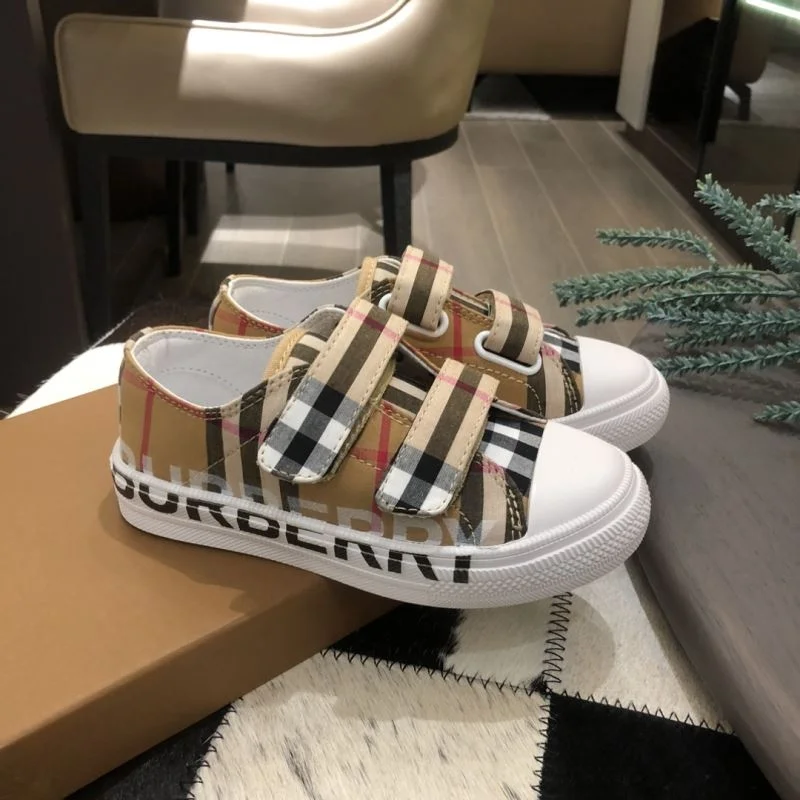 FashionForward BURBERRY SHOES 29919