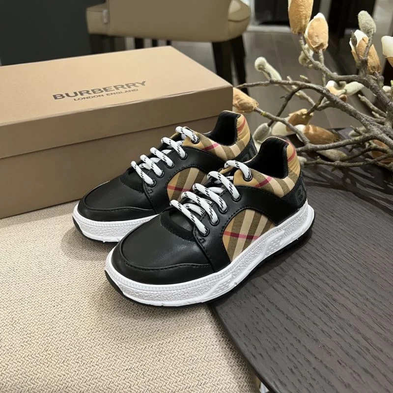HighPerformance BURBERRY SHOES 29918