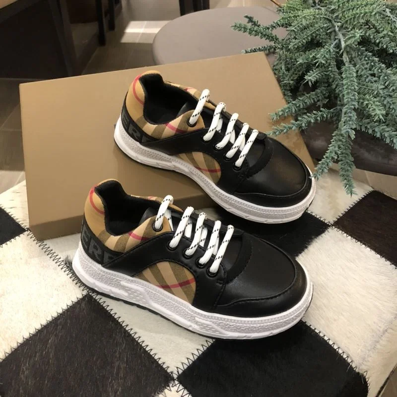 Chic BURBERRY SHOES 29910